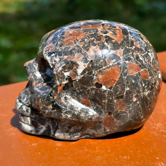 Yooperlite Skull – Illumination • Expression • Fire Within - Picture 4 of 7